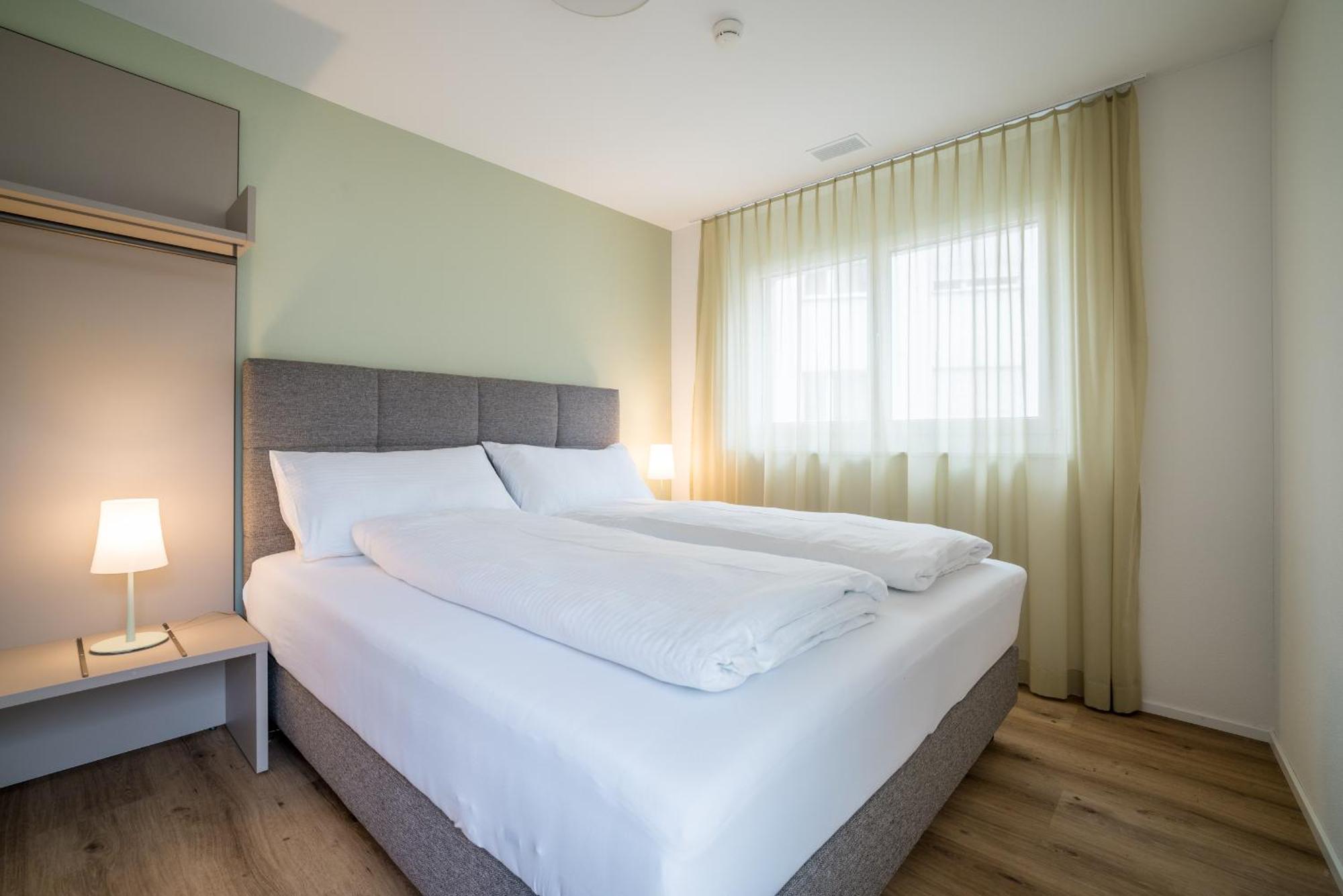 Modern City Apartments إنترلاكن الغرفة الصورة